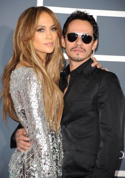 Aunque que ambos negaron los rumores de la infidelidad, los tortolitos se dejaron ver a pocos días del divorcio de Marc y Dayanara. Y a pesar de que Marc y J.Lo ya no son marido y mujer, su matrimonio fue uno de los más sonados en los medios del entretenimiento.