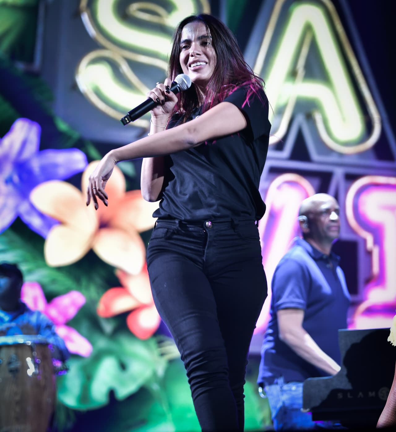 Anitta es además una de las nominadas de la noche. La brasileña figura en cuatro categorías entre las que destacan artista revelación y colaboración del año del género urbano.
<br>