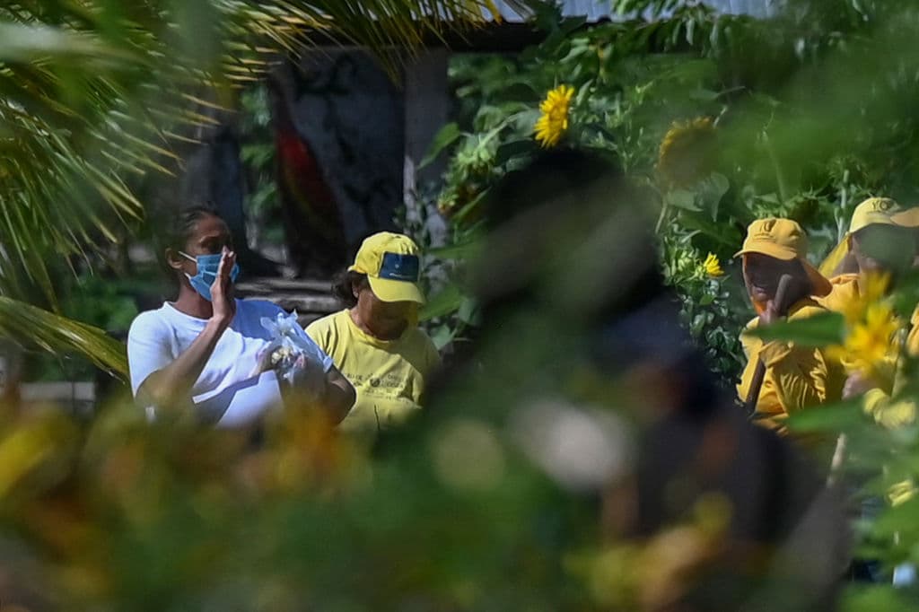 En el hospital, la consideraron sospechosa de haberse practicado un aborto y dieron aviso a la Policía y Fiscalía que desde entonces la encarcelaron.