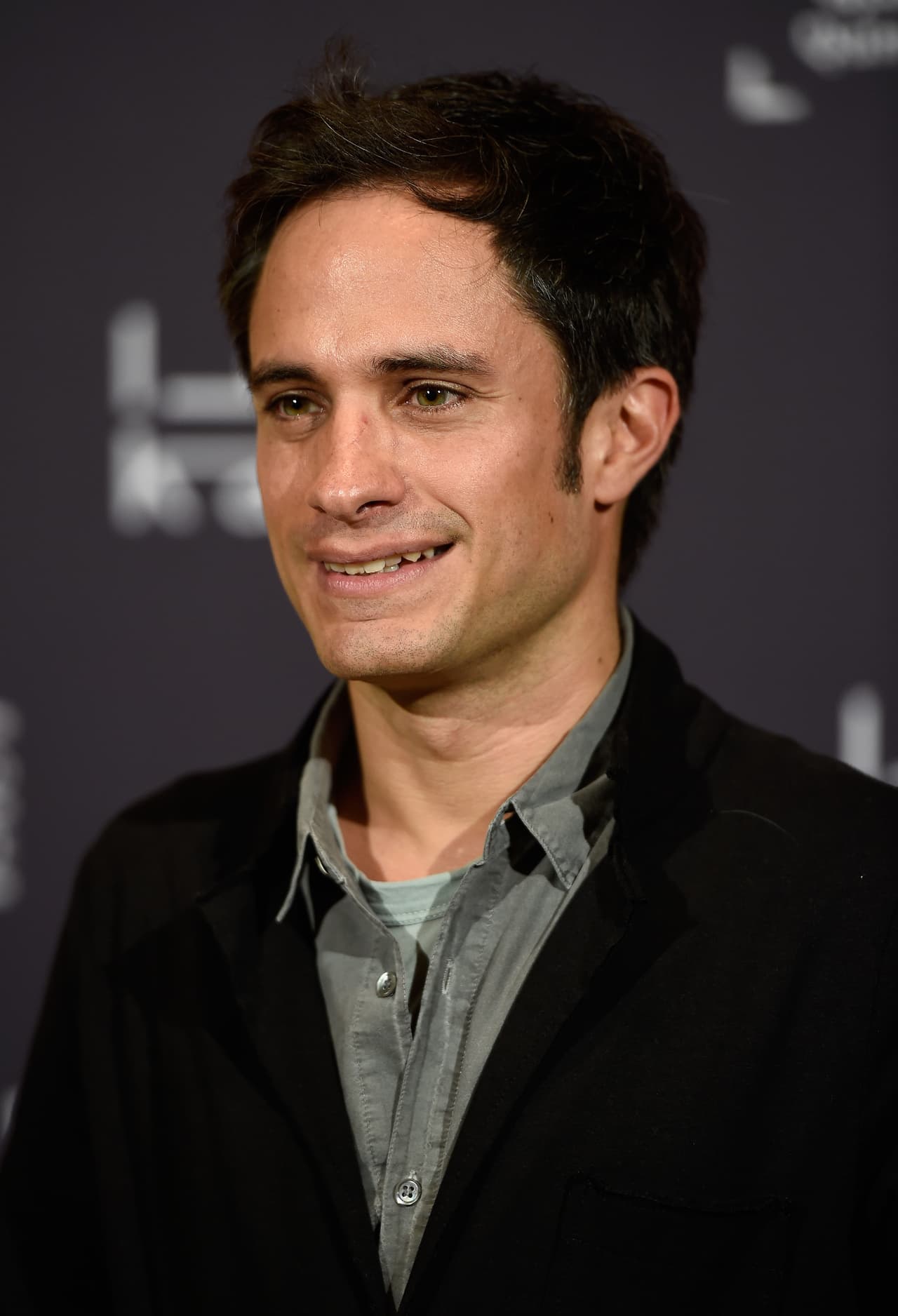 Gael García Bernal no sólo ha sobresalido por su trabajo como actor, sino también con su labor humanitaria y como productor.