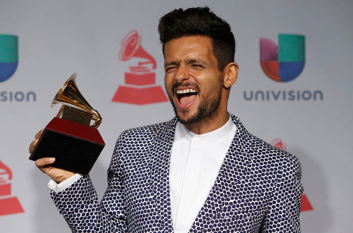 “¿Y si la muerte misma es el verdadero despertar?”- Draco.