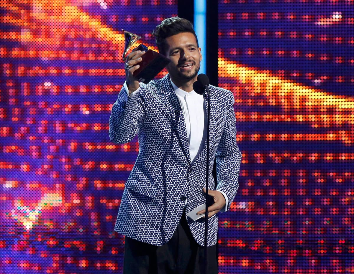 "Las oraciones llegan"- Draco.