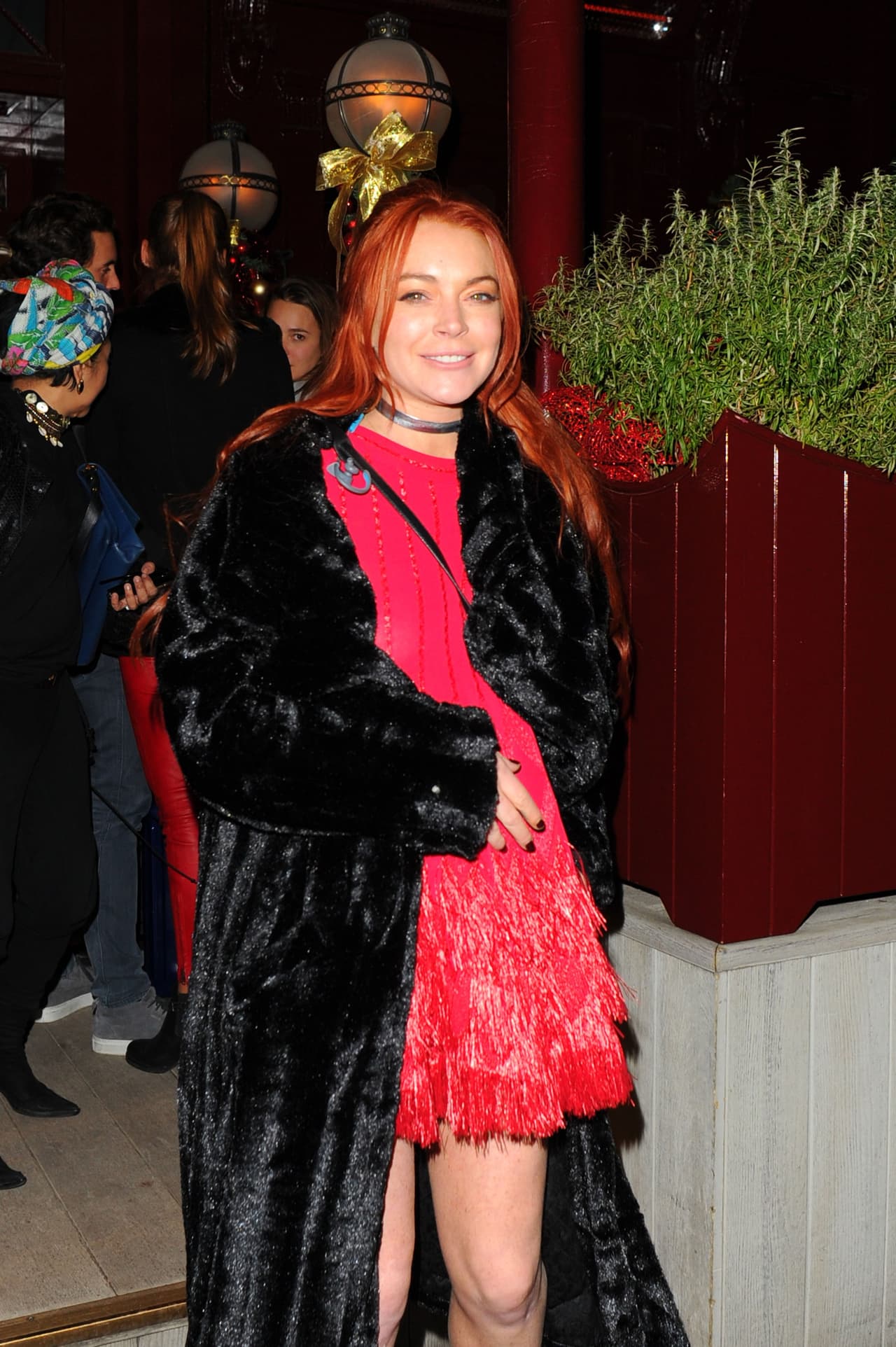 La Lohan volvió a pintarse el cabello de un tono cobrizo.