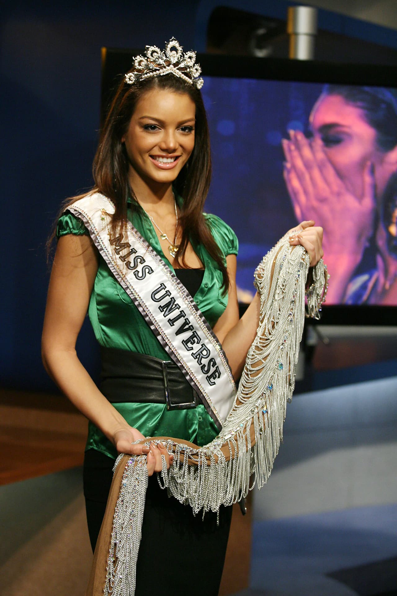 También visitó países como Indonesia, Japón, Rusia, Grecia y Kazajistán.