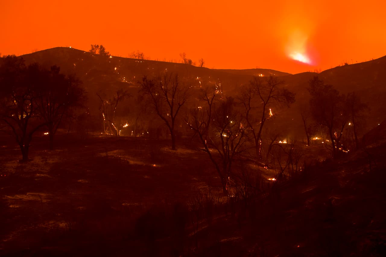 Incendio Sand Fire en Santa Clarita