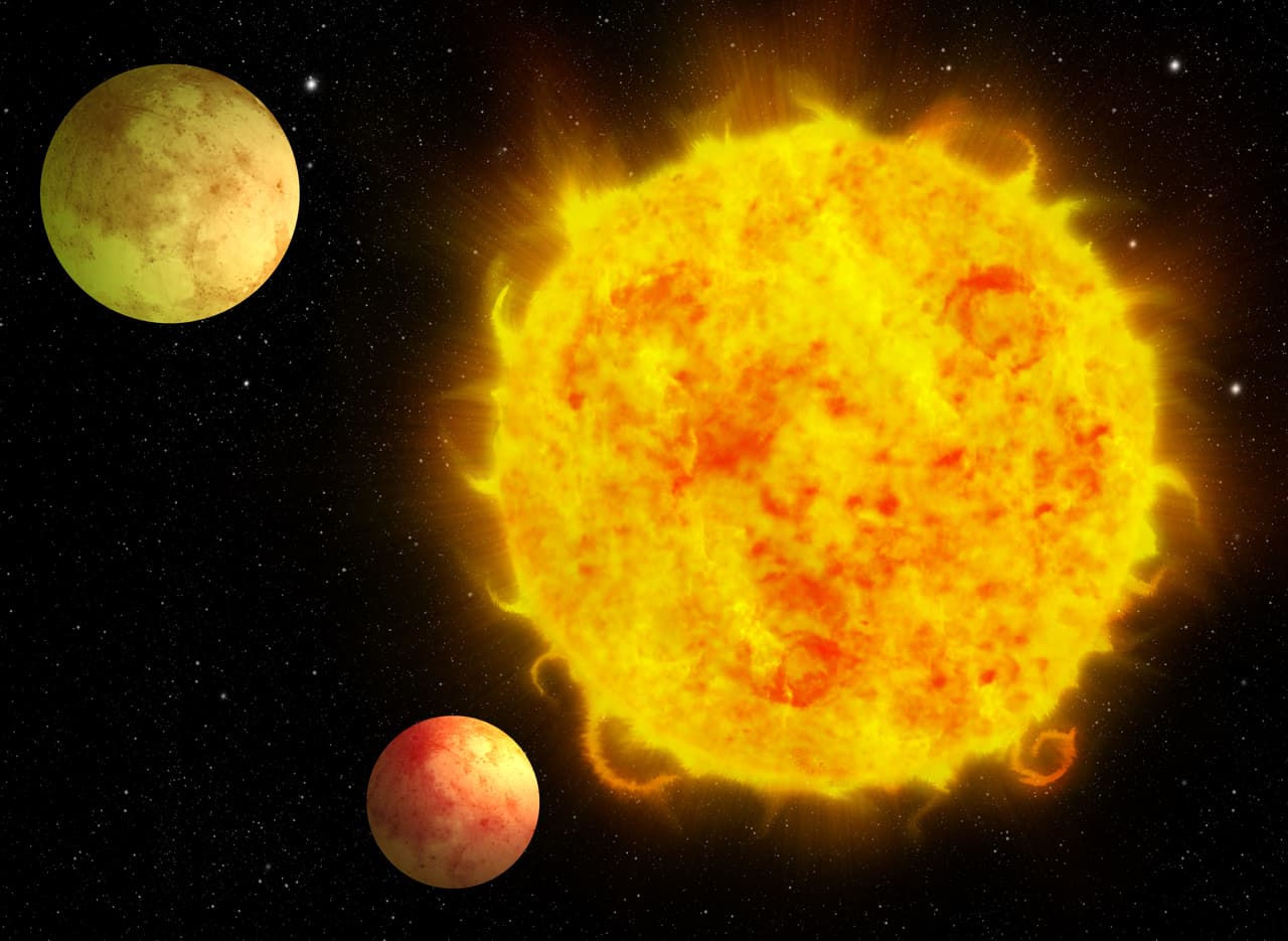 Este mes de septiembre comienza con un eclipse de tu regente, el Sol en el signo de Virgo y al mismo tiempo con el efluvio retrógrado de Mercurio, planeta de comunicaciones, todo lo cual crea un paisaje astral único dentro de tu realidad sentimental, social y económica, Leo. 
<br>
<br>Por Profesor Zellagro