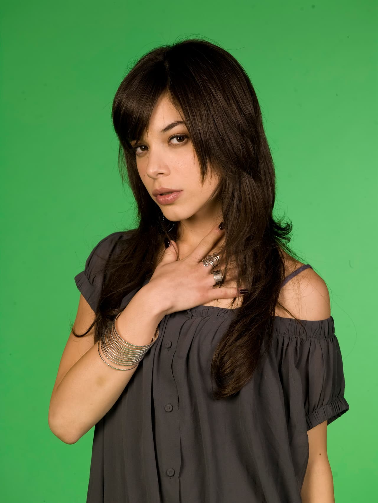 La actriz comenzó a grabar la serie cuando tenía 19 años y fue gracias a ésta que se dio a conocer en la televisión.