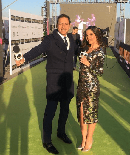 Tras ganar el certamen de belleza 'Miss República Dominicana', comenzó a dar sus primeros pasos en televisión para tiempo después hacer su carrera en México.