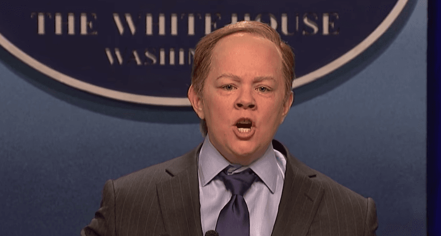 Kristen Stewart y Melissa McCarthy hacen de Donald Trump y su portavoz Spicer un chiste en SNL