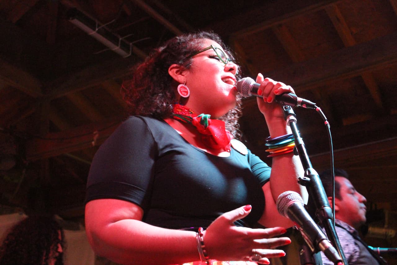 La banda México-Americana ofreció un concierto en el "Last Concert Café” como parte de la gira promocional de su nuevo disco titulado Buenaventura.