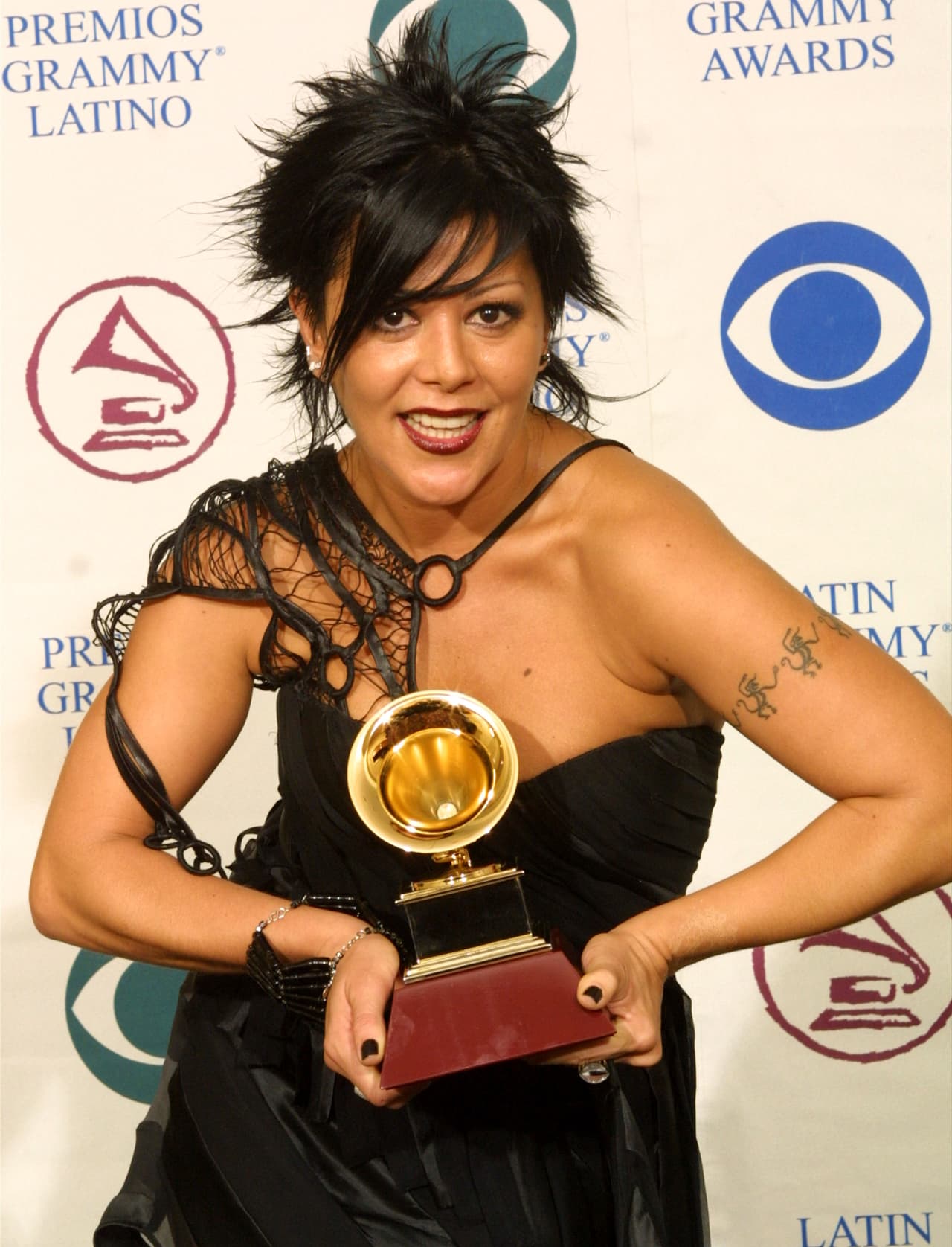 La rockera mexicana suele ser muy camaleónica en cuanto a su cabellera.