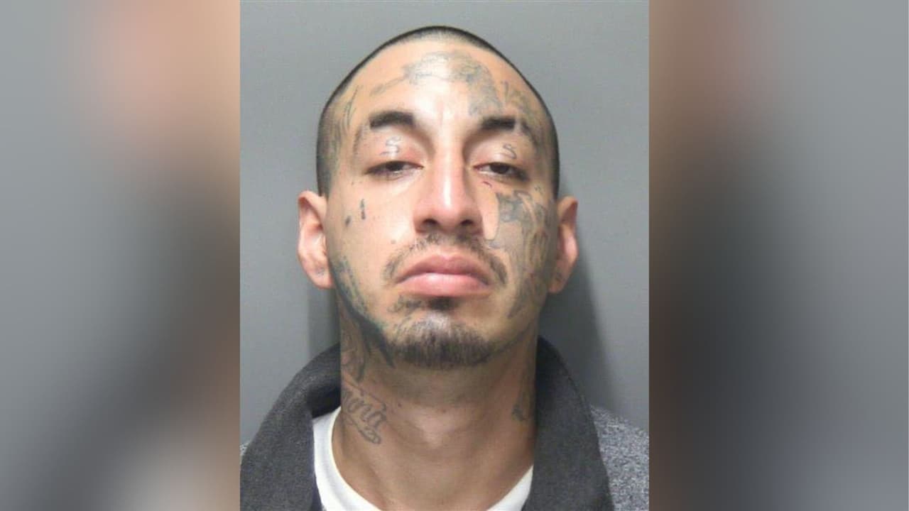 Dan 60 años de prisión a hombre que apuñaló a su novia y la dejó en un bosque; ella sobrevivió