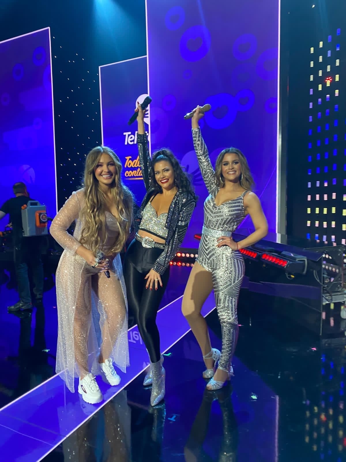 Con su presentación, Ana Patricia, Migbelis y Clarissa pusieron un granito de arena para ayudar a TeletonUSA, ya que, el público aportó a las alcancías digitales que tuvo cada una.