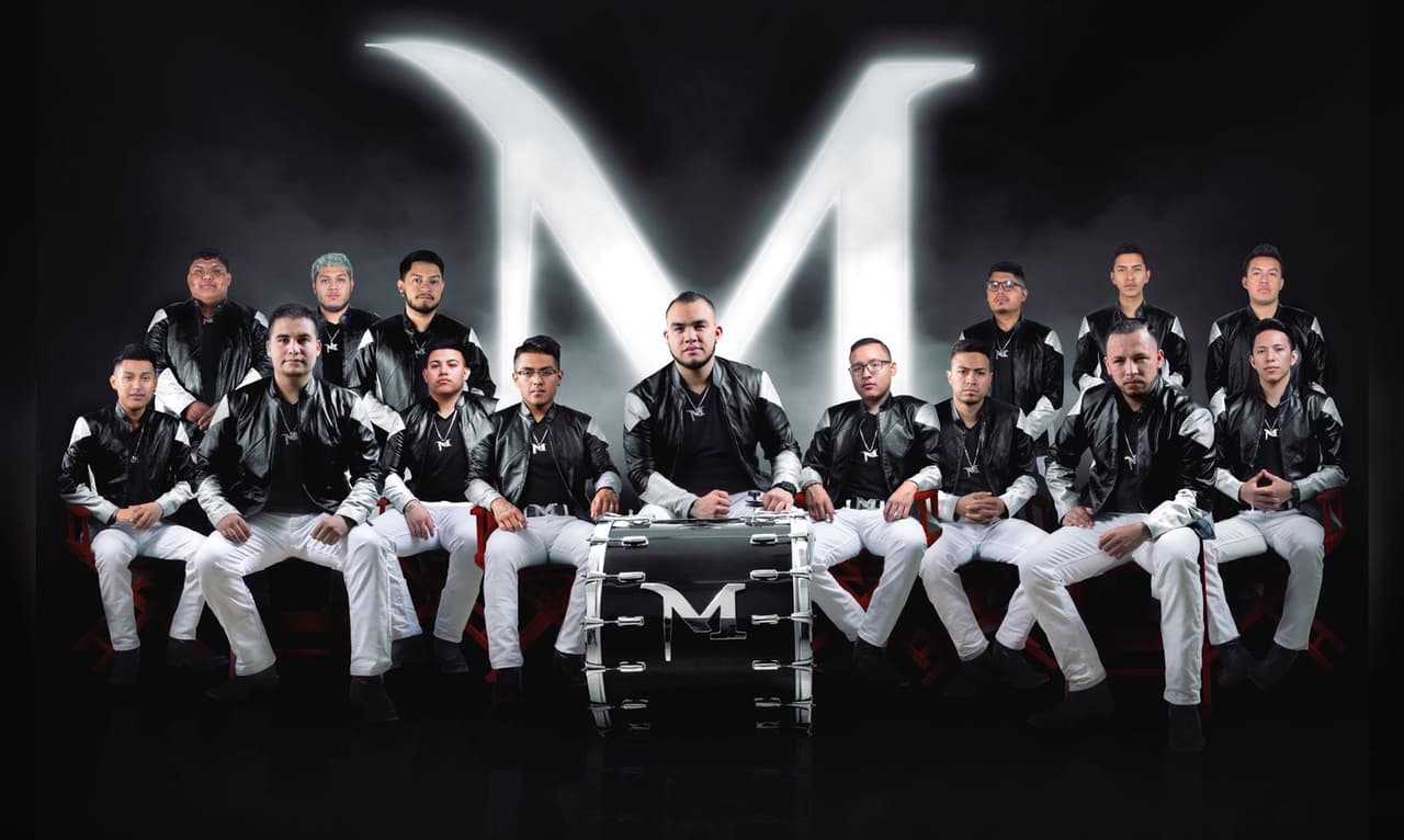 Banda La Maravillosa se formó en 2016, con la idea de crear un grupo de16 jóvenes entre 18 y 25 años originarios de Los Ángeles, California, varios de los cuales forman parte de DACA.