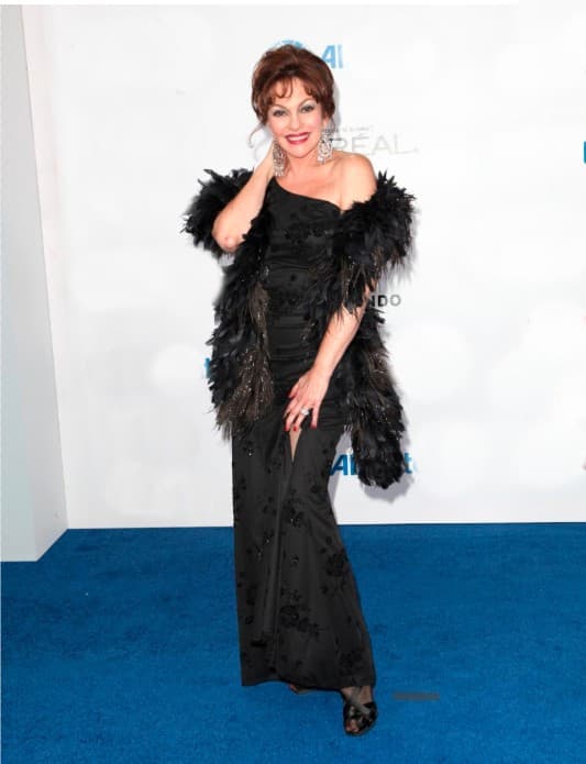 La actriz estuvo casada con Alfredo Carrillo y luego con Hall Bartlett.