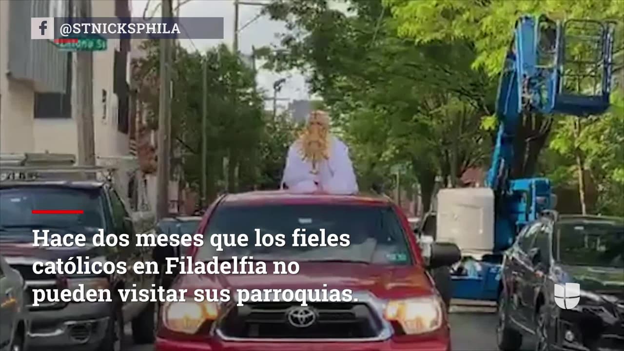 La iglesia católica sale al encuentro de sus fieles en las calles de Filadelfia
