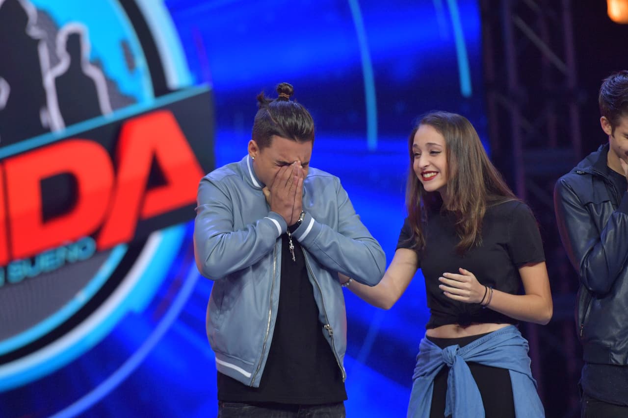 Brian no podía creer que había pasado este reto y Sofía estuvo a su lado para acompañarlo en ese emocionante momento.