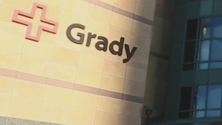 Grady Hospital suspende cirugías no esenciales tras aumento en los casos de covid-19