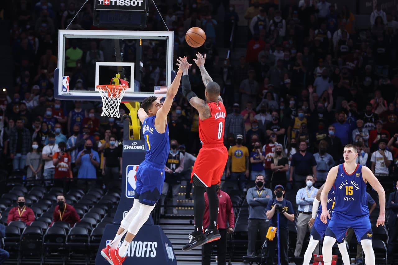 Lillard hizo historia al anotar 55 puntos con los Blazers en playoffs.