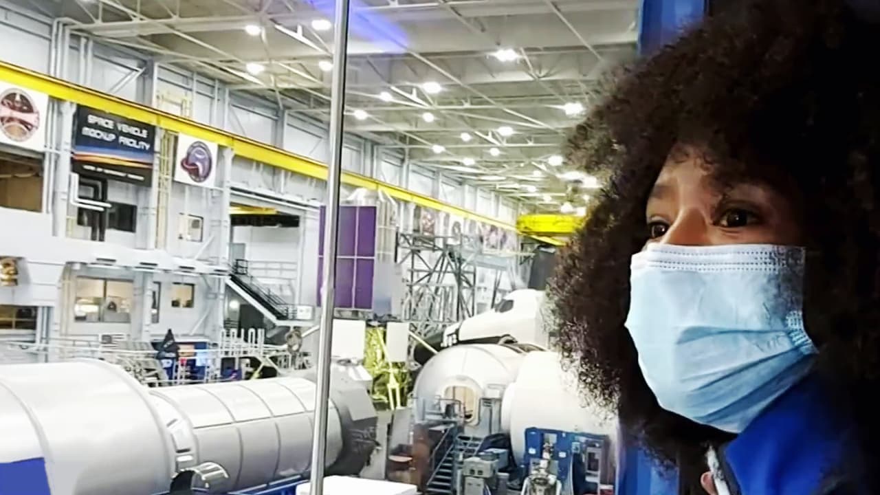 Ella es Astronauta: el programa que llevó a 31 niñas colombianas de bajos recursos a la NASA