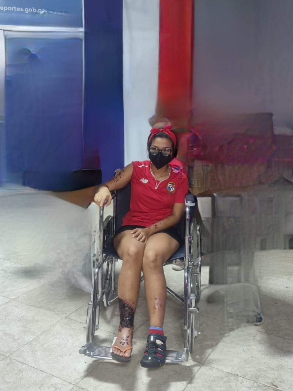 La desesperación por no saber qué le provocaba este terrible malestar tardaría años en disiparse hasta que la familia supo que aquella medicina del seguro social era la causante de sus fuertes dolores, 
<b>mientras la salud de la joven empeoraba a tal punto que tuvo que viajar a cuba para salvar su vida. </b>
<br>