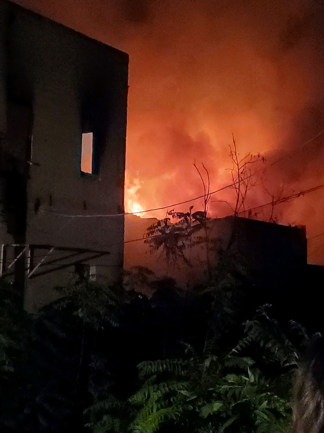 Autoridades informan que esta es una investigación en curso y se dará a conocer más información a medida que esté disponible.
<br>
<br>