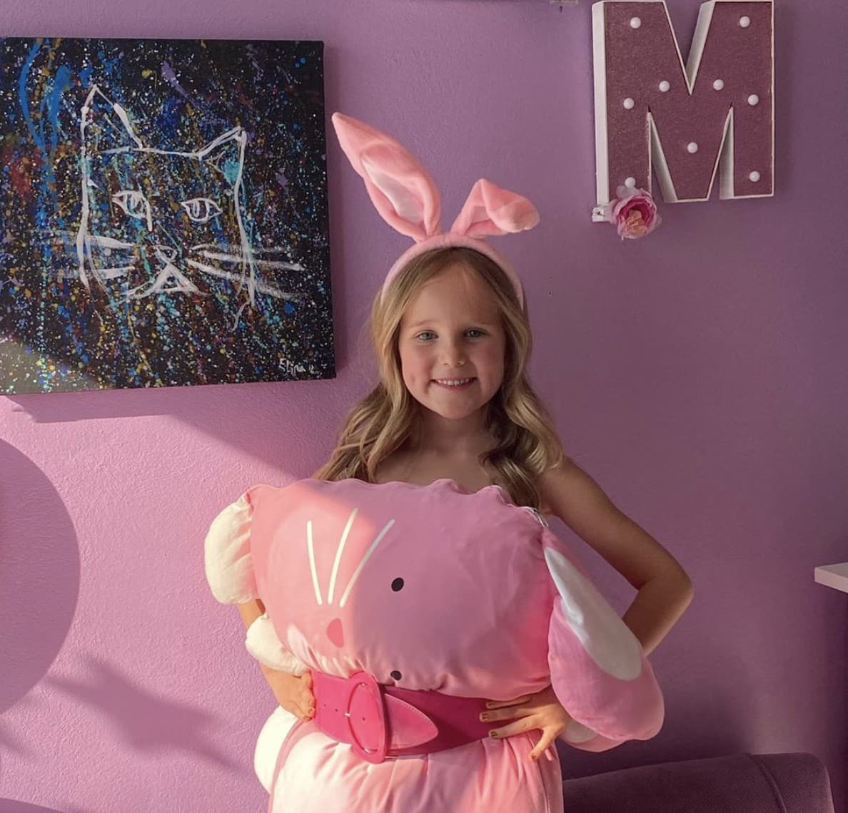 Sobre cómo les ha explicado la situación que se vive a nivel mundial, Gabriel Soto dijo que "Elissa, la mayor, lo entiende más, pero para Miranda es un poco más complicado porque no puede ir a la escuela, no puede ver a sus amigos". 
<br>