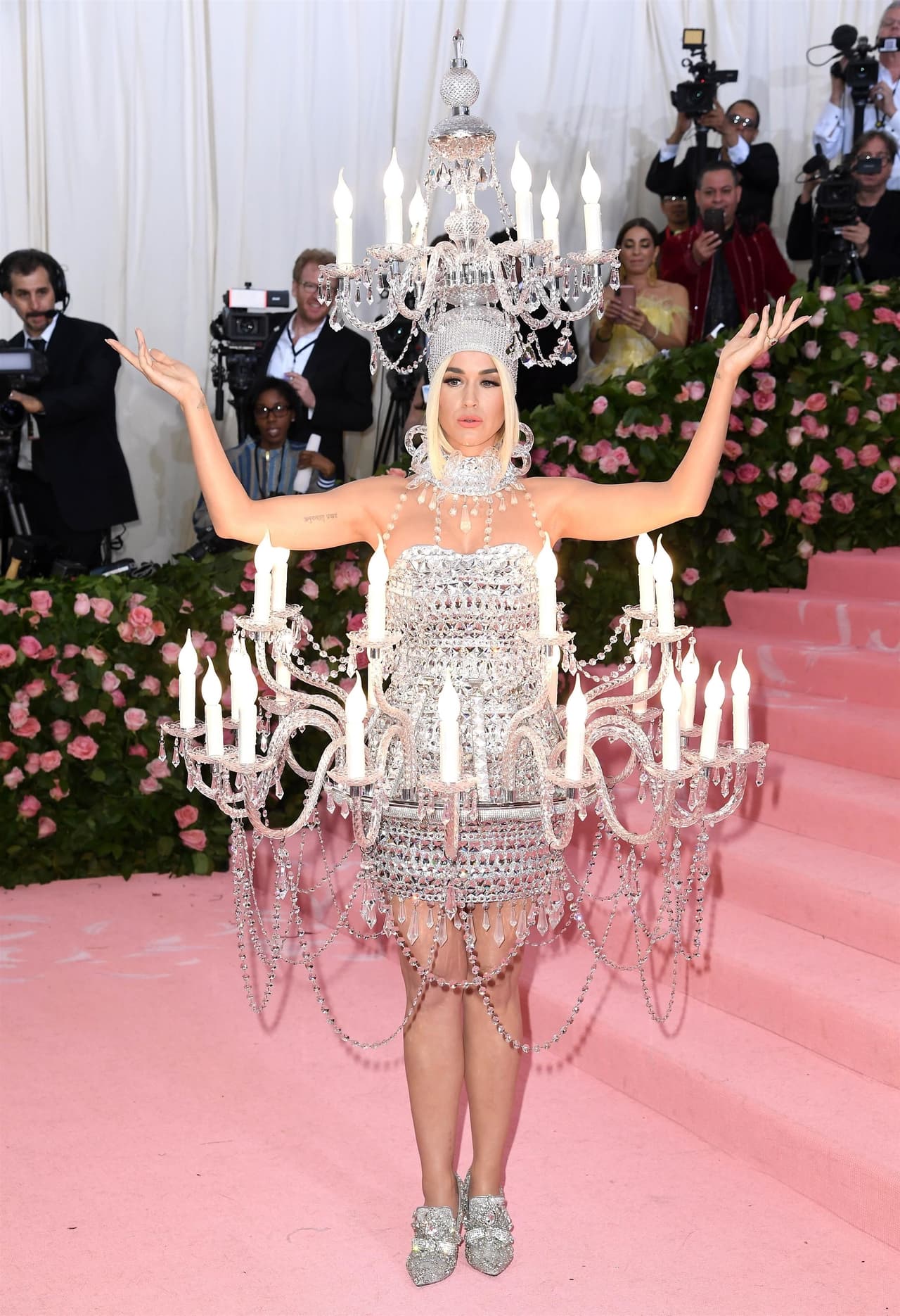 Un año más tarde, en la MET Gala de 2019 optó por usar un vestido de Moschino inspirado en el candelabro de Luisa Casati.