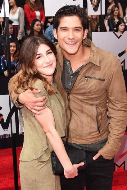 La estrella de "Teen Wolf", Tyler Posey, junto a Seana Gorlick. Mira aquí los videos más chismosos.