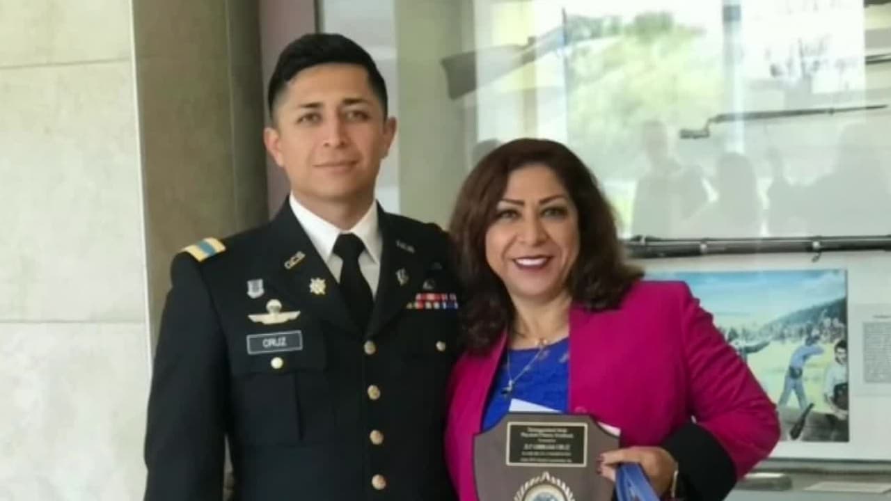 Madre de veterano es deportada luego de 31 años viviendo en Estados Unidos