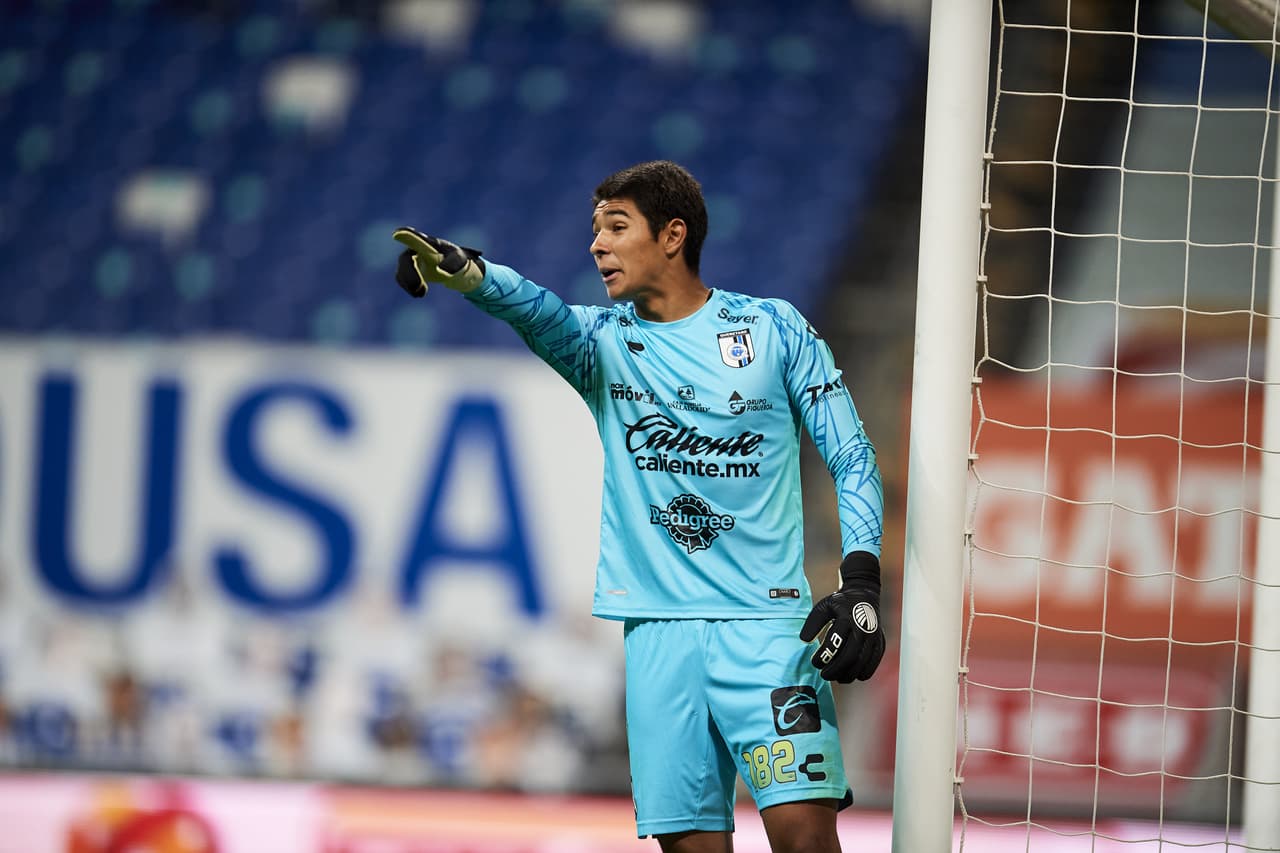 Funes Mori (16’, 21’) abrió el marcador y luego creció la diferencia desde los once pasos. Sepúlveda (27’) descontó. Janssen (35’) dejó a los Rayados en desventaja numérica. En sus siguientes compromisos, Monterrey recibirá al León, en partido pendiente de la J3, mientras Querétaro recibirá al San Luis.