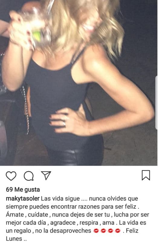 Aunque se desconoce el motivo por el que Maki borró la imagen, su todavía esposo y ella pasaron juntos navidad.