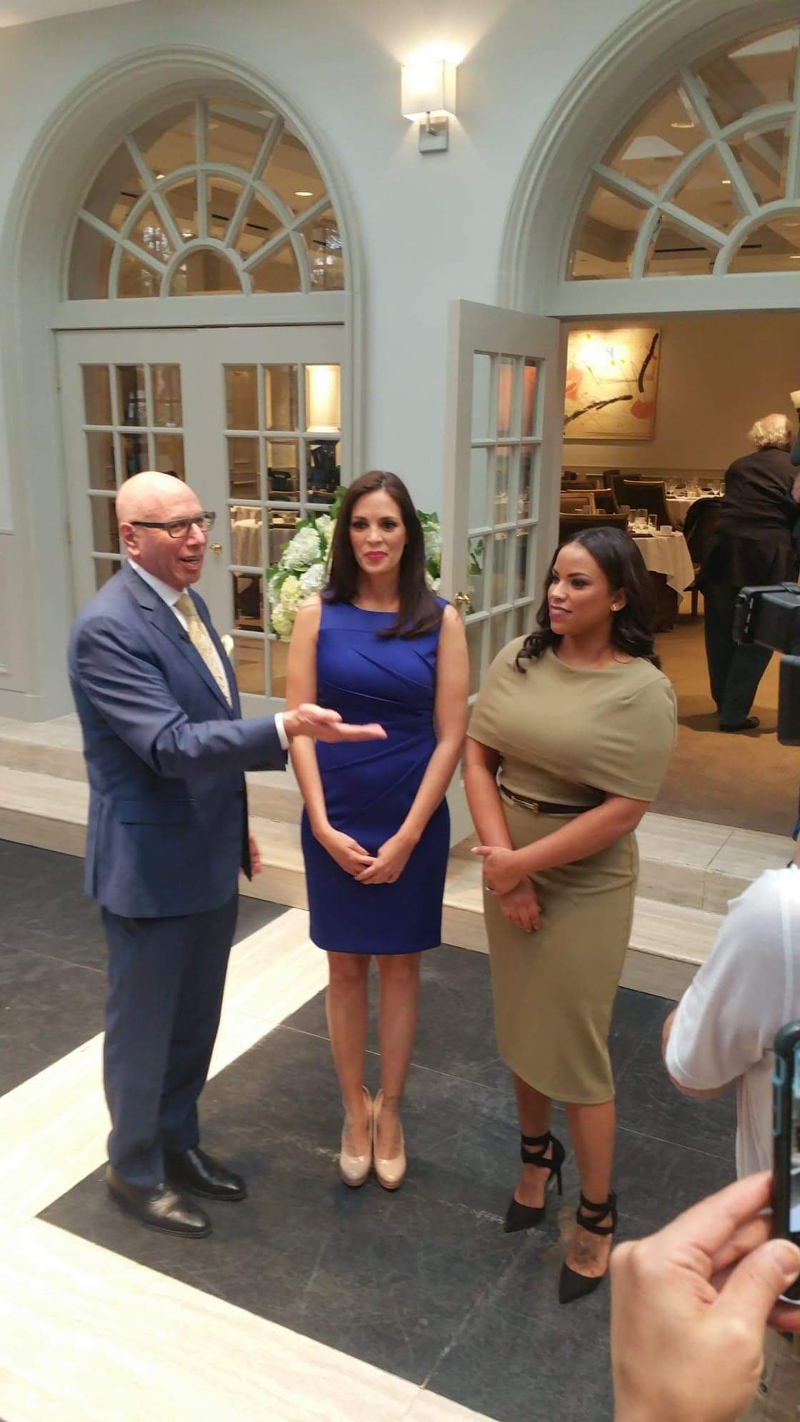 El doctor Rose aclara que antes de acceder a operar a cada paciente se asegura de que “estén mentalmente estables y sepan que esto es solo una cirugía plástica, no la solución de todos sus problemas”.
<br>