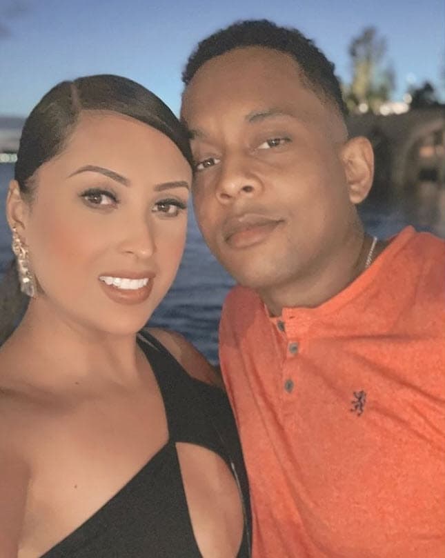 "Es bonito casarte con una persona que te aprecie y te cuida por siempre, una persona que no solamente se casó contigo para que le planches y le cocines", escribió al poco tiempo de matrimonio. 
<br>