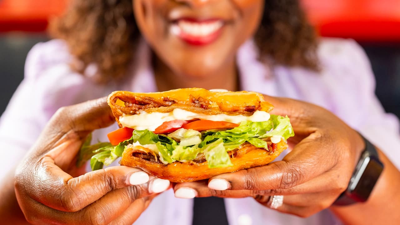 Cada año, desde el 2005, 
<a href="https://bigtex.com/plan-your-visit/food/big-tex-choice-awards/" target="_blank">el concurso Big Tex Choice Awards</a> busca elegir las 
<b>“mejores creaciones gastronómicas”</b>, tanto platos salados como dulces, y hasta el “más creativo”, y ya cuentan con los finalistas.