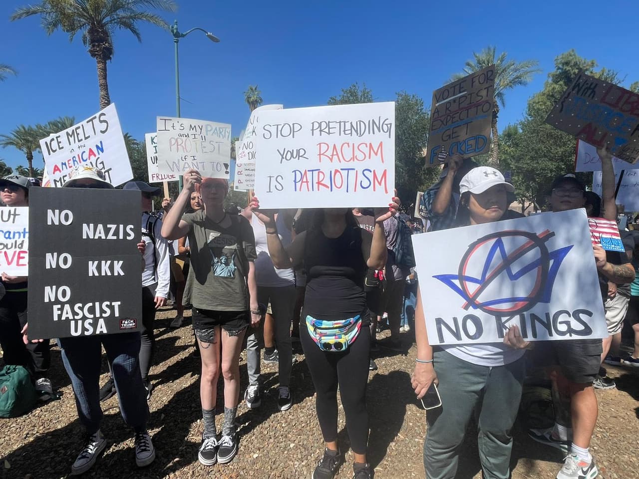 El Valle se une a las manifestaciones ‘No Kings’: Cientos se reúnen en Scottsdale y el Capitolio de Arizona