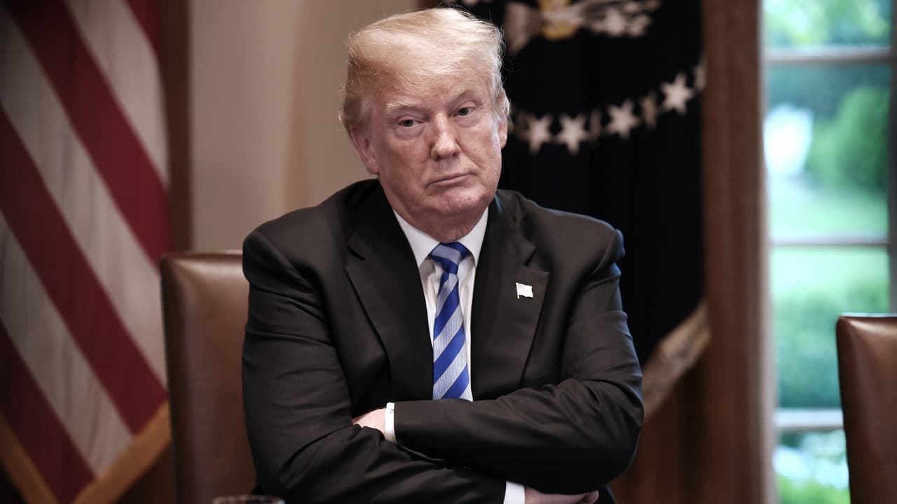 Ratifican fallo que impide a Trump negar recursos federales a ciudades santuario