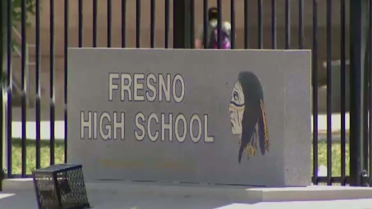 Estudiante muere tras clase de educación física en Fresno; se habría desplomado