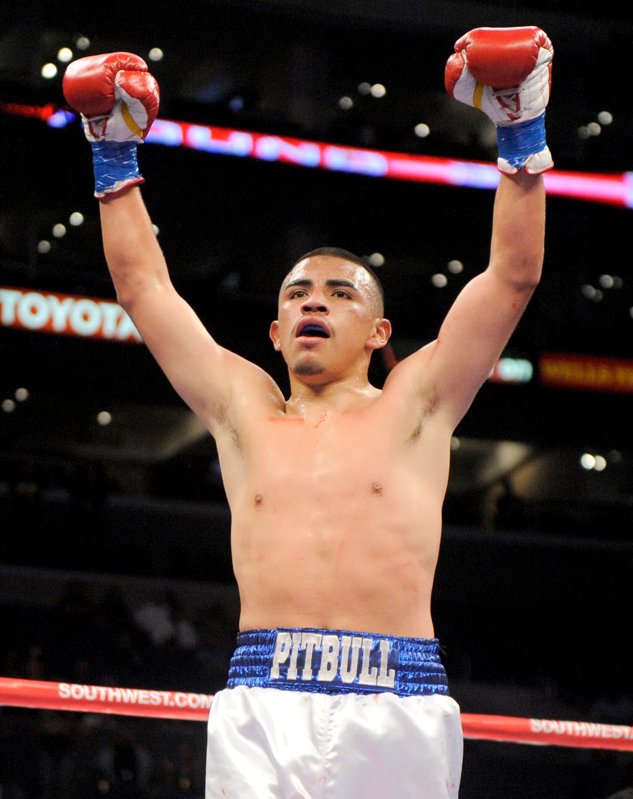 Frankie ‘Pitbull’ Gómez derrotó a Jorge ‘Pantera’ Silva