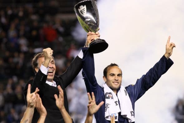 Con el equipo angelino saldría campeón en la Copa y la Liga en la MLS.Más de ¡Golazo Extra!