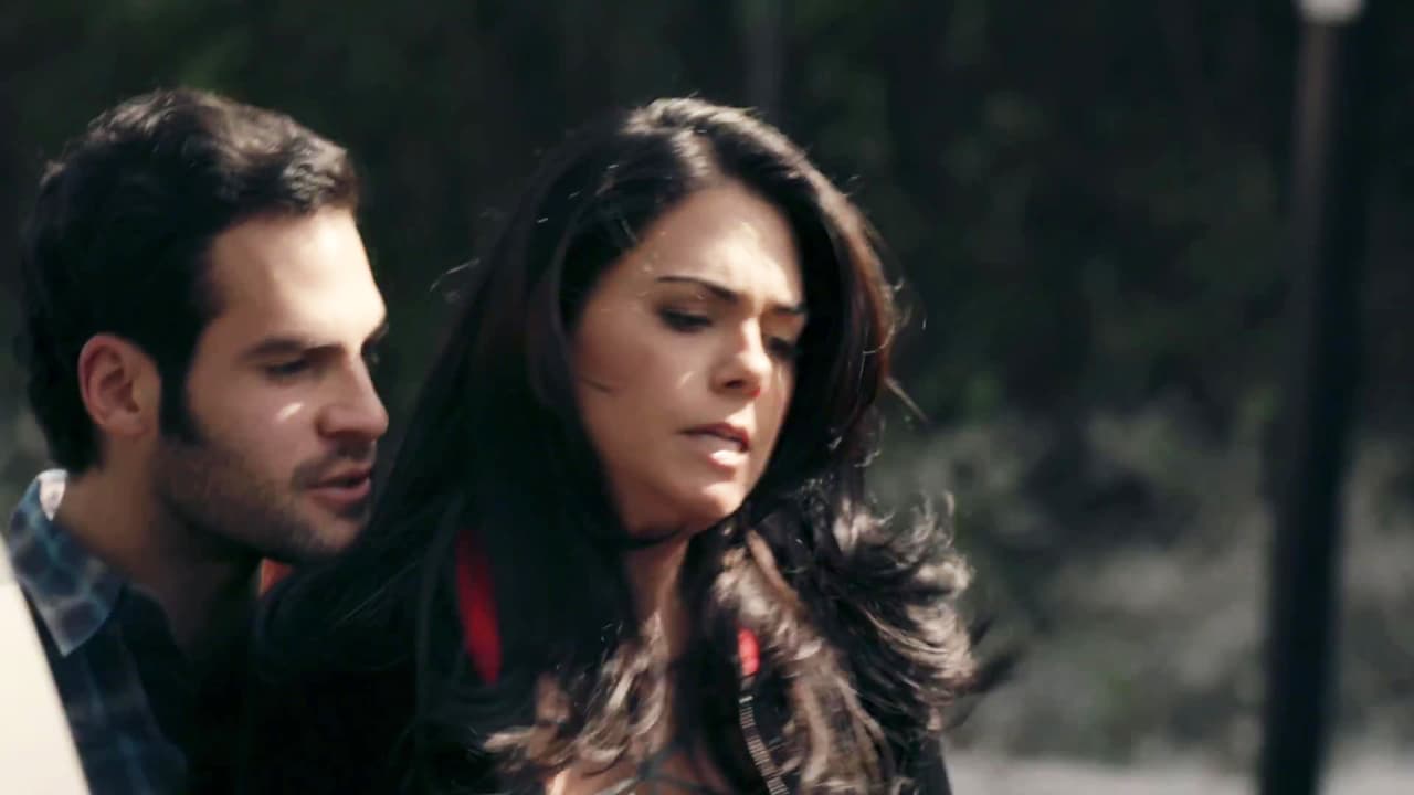 <b><a href="http://www.univision.com/series/la-piloto/la-piloto-yolanda-fue-capturada-por-los-hombres-de-john-escena-del-dia-video">Yáñez encontró y capturó a Yolanda siguiendo las órdenes de John</a></b>.