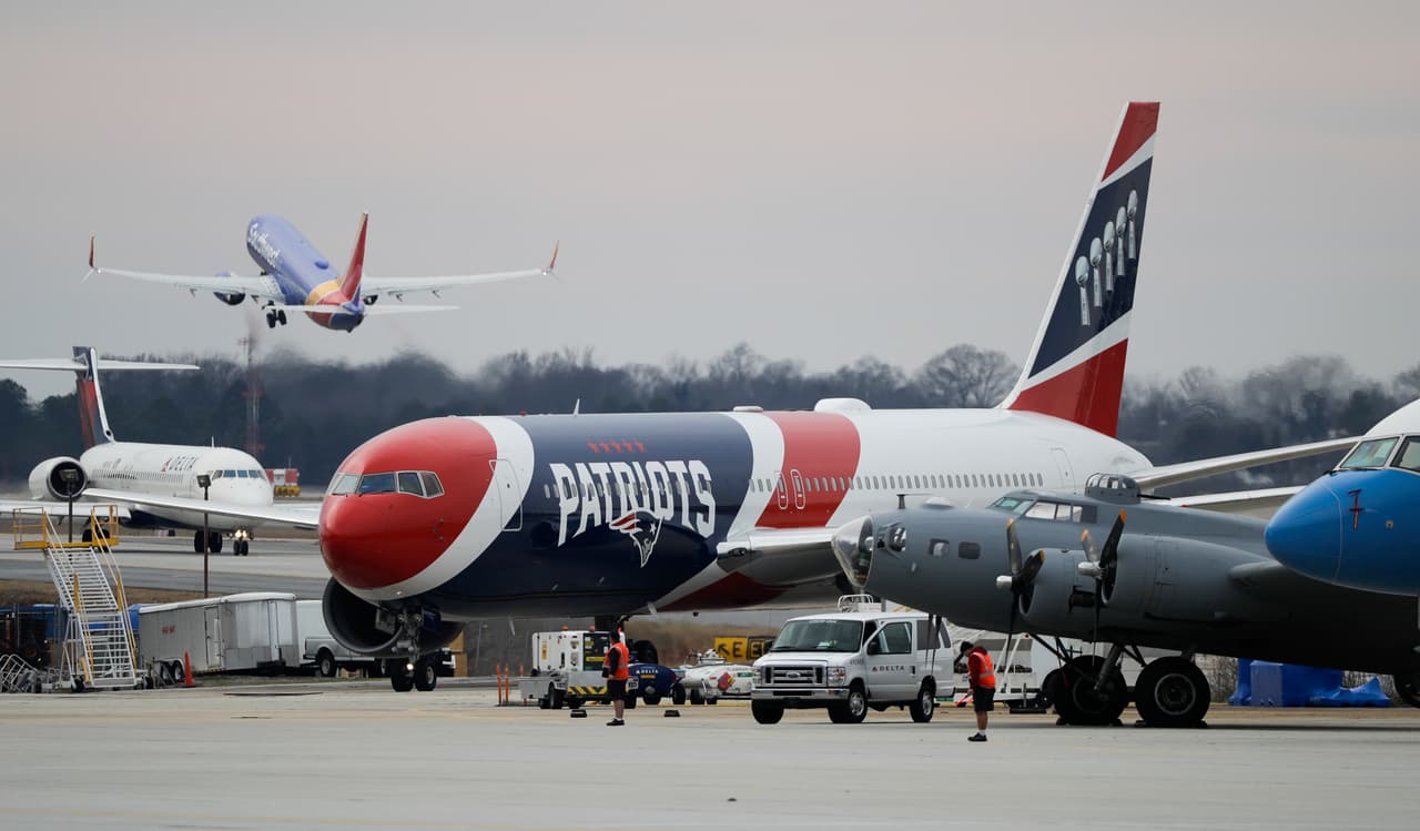 El Aeropuerto de Atlanta, el Harstfield-Jackson, es el de mayor tráfico en todo el mundo. Este día recibió a los protagonistas del Super Bowl LIII, Los Angeles Rams y los New England Patriots.