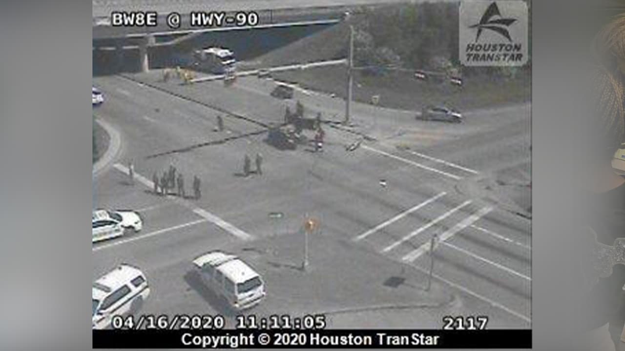 Muere menor de 4 años que sale disparado de automóvil en un accidente en Houston