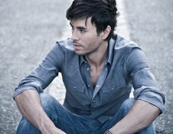 Su visión de negocios no quedó ahí, también incursionó en el ámbito restaurantero. Al lado de su socio, el tenista Rafael Nadal, abrió el restaurante de comida española Tatle, que está ubicado en Miami.