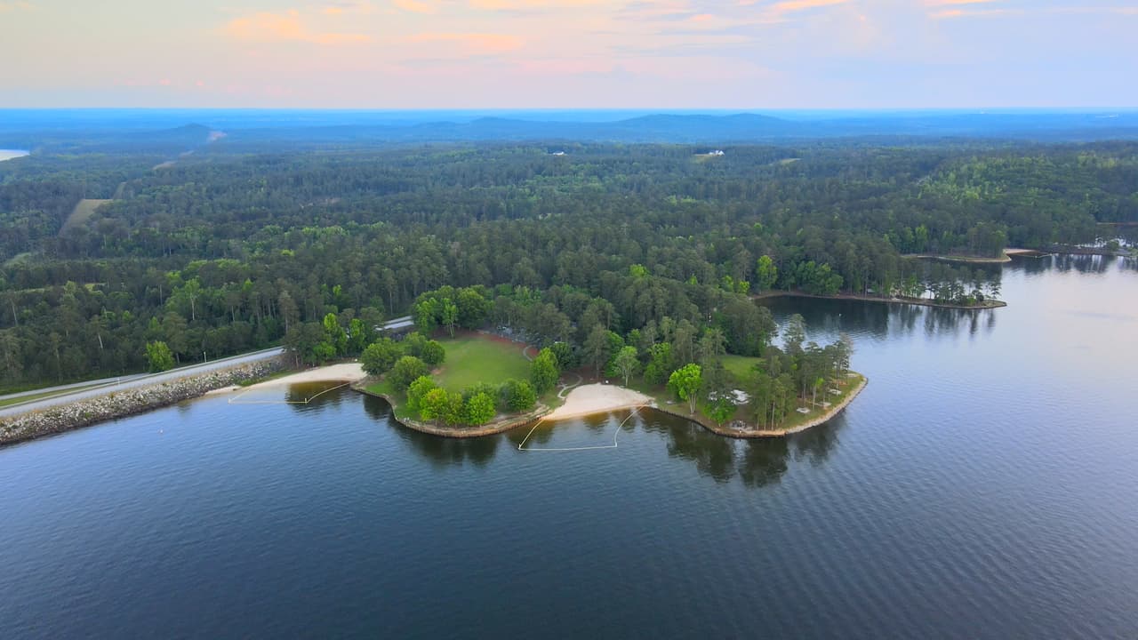 Quienes visitan el parque disfrutan de días de diversión y atardeceres de película.