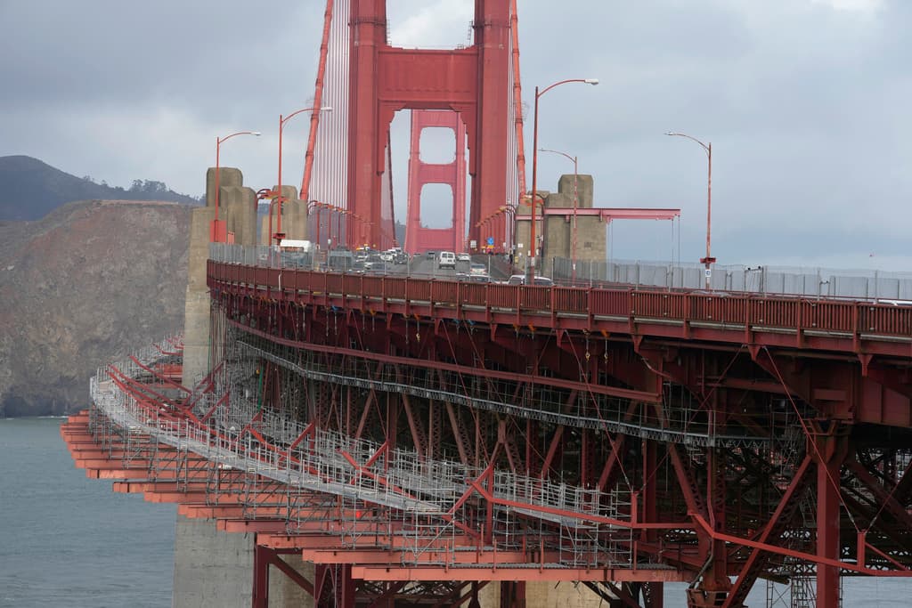 Instalan red de seguridad en el Golden Gate para prevenir suicidios