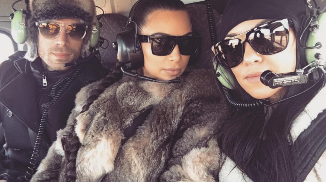Las Kardashian se encuentran festejando a Kourtney en Islandia y como parte de su viaje tuvieron un paseo en helicóptero.
