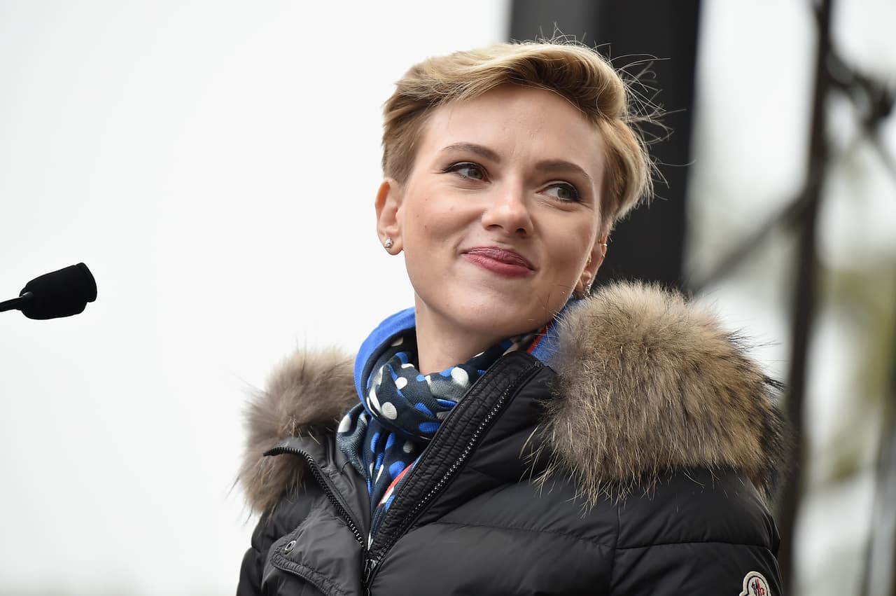 Mucho más glamorosa acudirá Scarlett Johansson a la gran cita del mundo del entretenimiento, el próximo 26 de febrero.