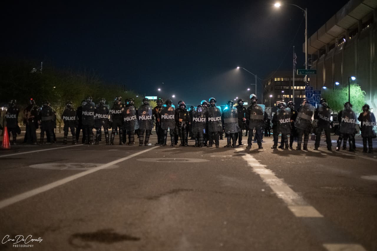 La muerte de George Floyd el 25 de mayo provocó una ola de protestas contra la discriminación racial y el trato policial a los afroestadounidenses en ciudades de todo el país. A las protestas también se unieron otras minorías que se sienten identificadas.