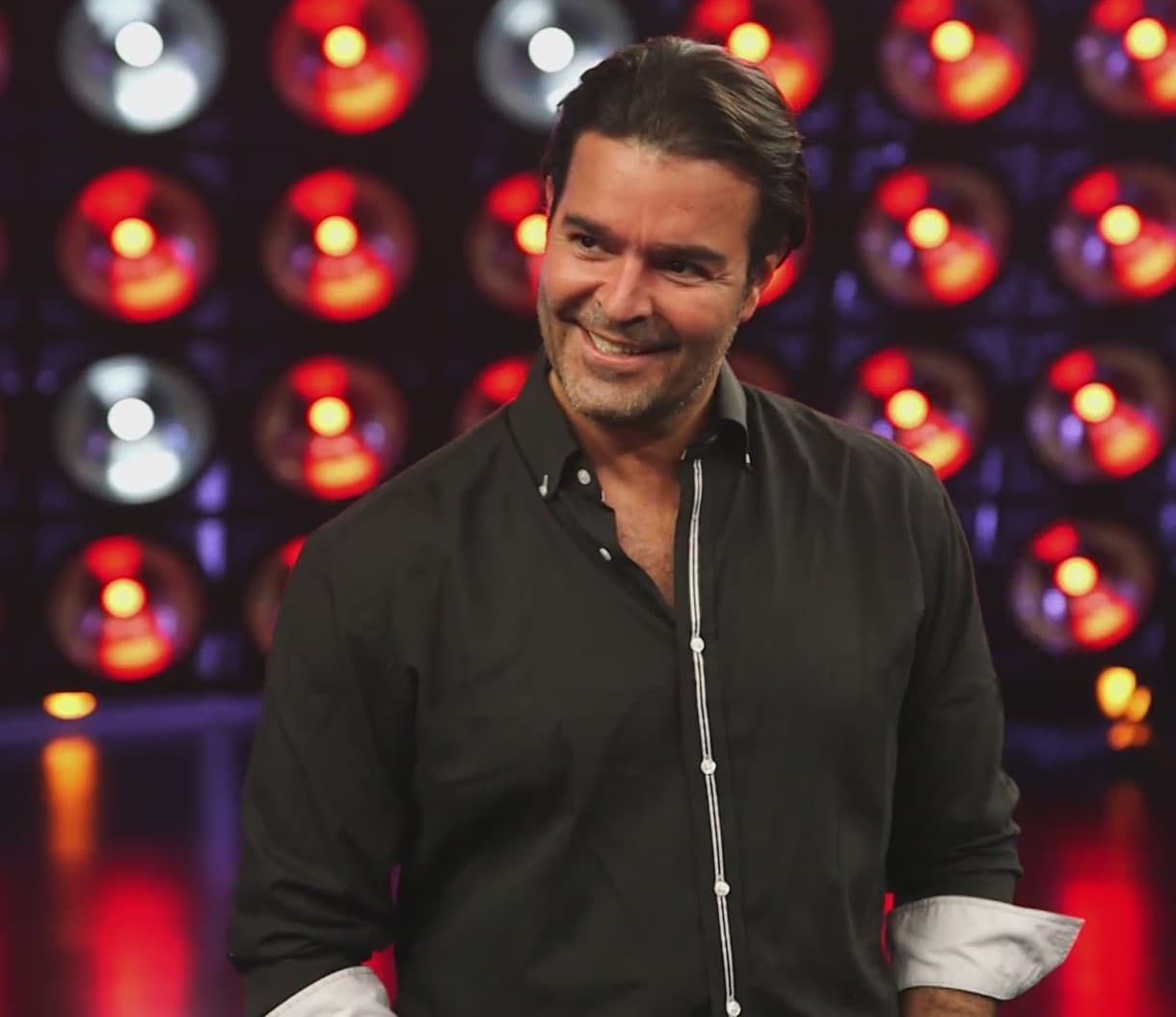 Su esfuerzo valió y triunfó durante la tercera gala del reality show. Después de verlo como Ricardo Arjona, José Luis Rodríguez 'El Puma' y Vicente Fernández, estamos listos para disfrutar una nueva presentación de Pablo Montero, ahora como Elvis Presley, el próximo domingo a las 8P/7C por Univision.